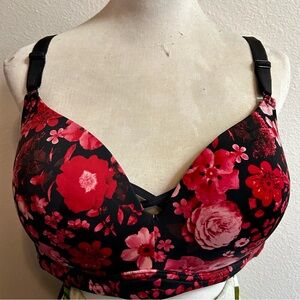 Torrid Floral Black and Red Women's Bra Sz 40 DDD good condition